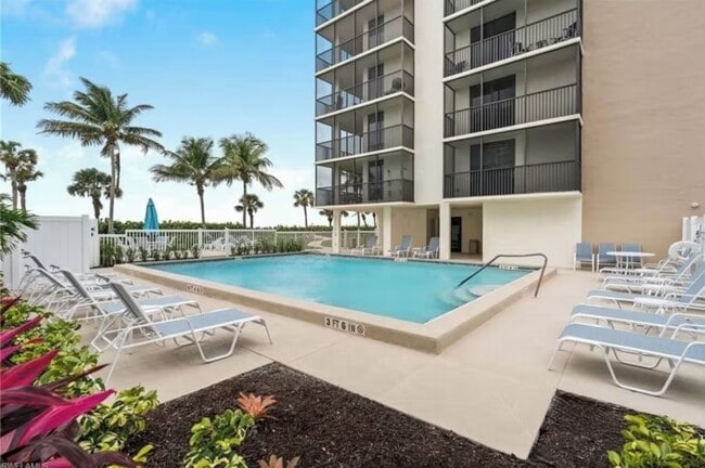 Photo - 10475 Gulf Shore Dr