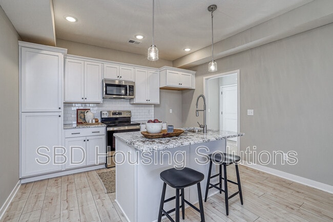 Photo - 12403 S Parkwood Ln