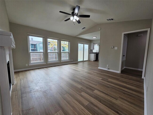 Photo - 1418 Hyridge Cir