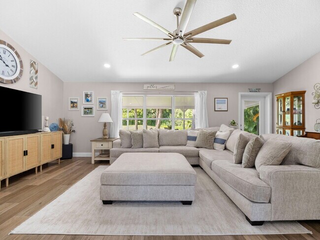 Photo - 3-bedroom, 2-bath