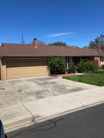 355 Concannon Ct