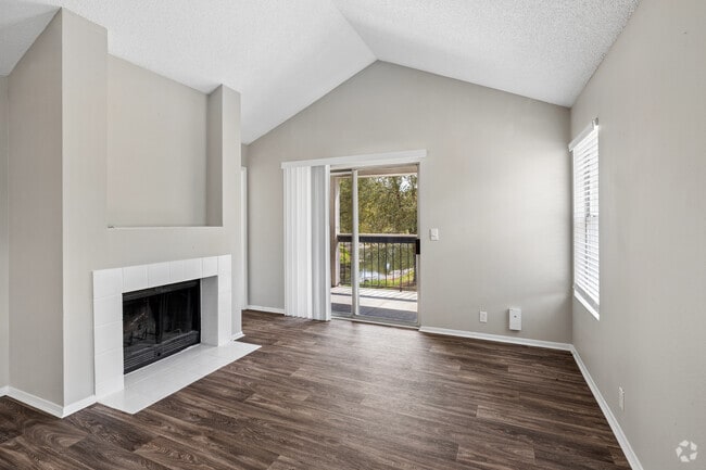 The Poplar 2BR, 2BA - 950SF - Living Room