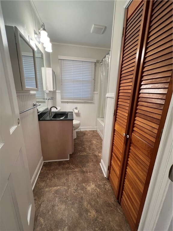 Photo - 103 Renwick Ln