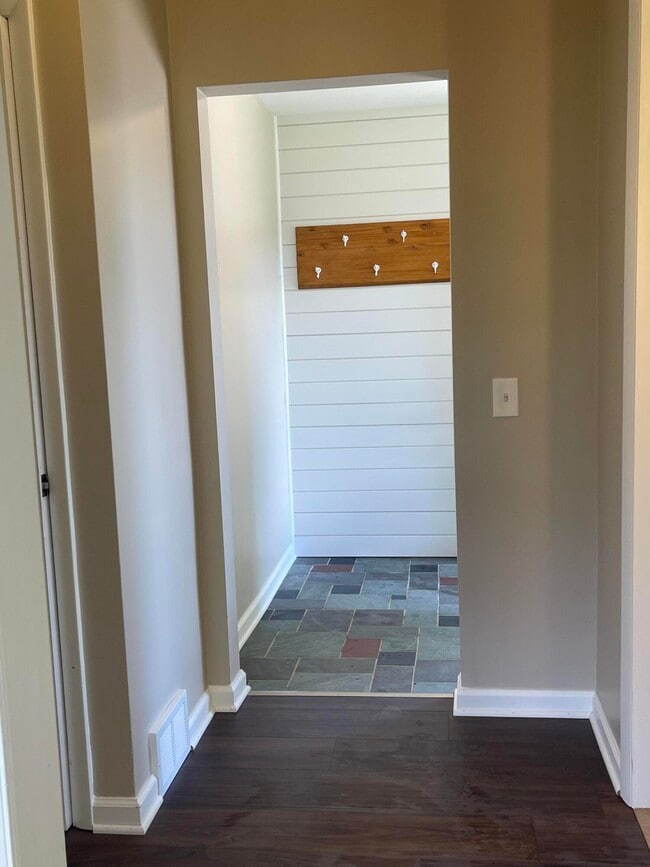 Photo - 9375 N Territorial Rd