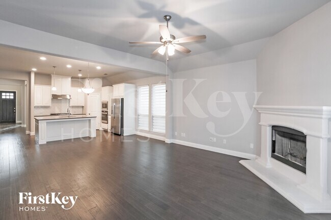 Photo - 1621 Everitt Trail