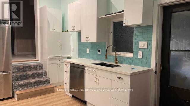 Photo - UNIT 2 - 2988 FIFTH LINE