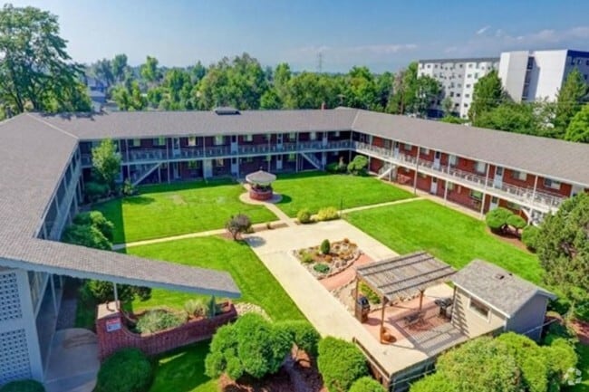 Building Photo - Lampliter Apartments
