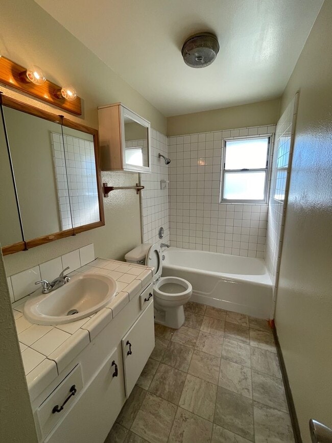 Photo - Great location in Camarillo - Las Posas Garden