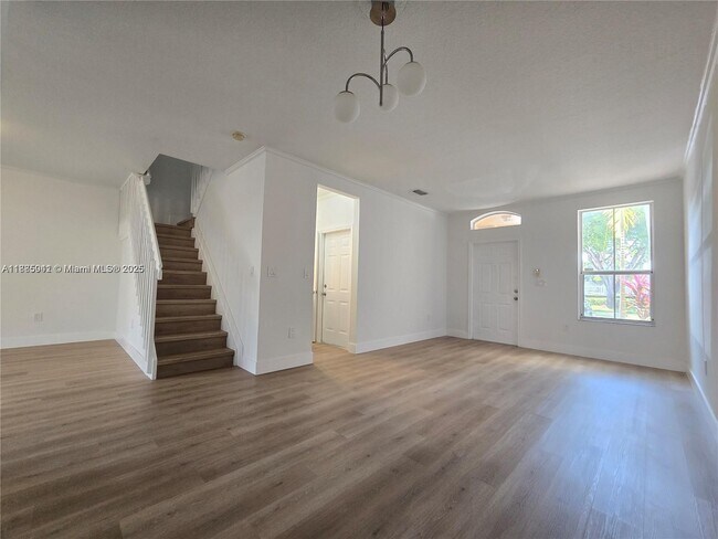 Photo - 129 Riverwalk Cir