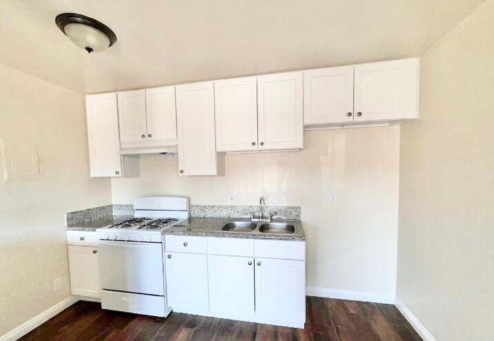 Photo - 6729 Woodley Ave Unit 6