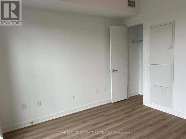 Photo - 10 Oak St Unit 1810