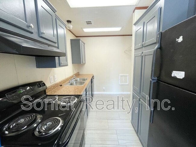 Photo - 2531 N Miro St