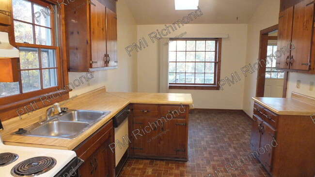 Photo - 7506 Cheltenham Dr