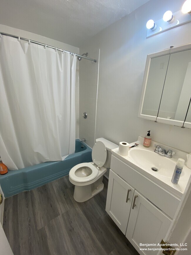 Photo - 33 Lancaster Terrace Unit 206
