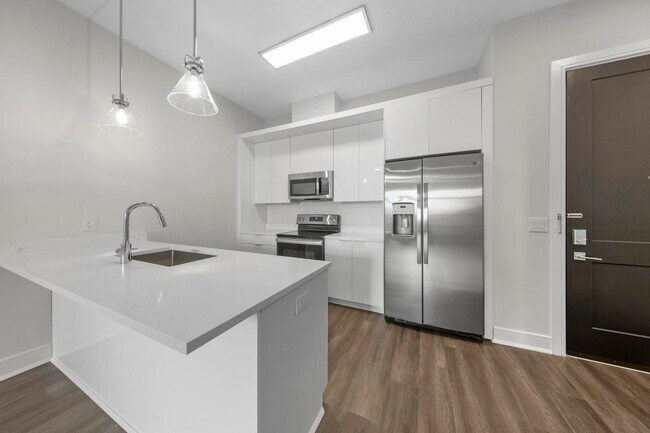 Photo - 121 34th St Unit # 311