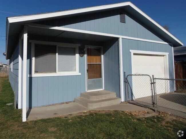 Building Photo - 1320 E 5th N Rental