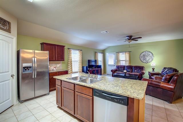 Photo - 1048 Decker Dr