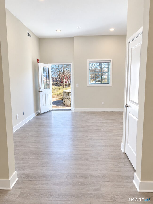 107 Church Hill Rd
