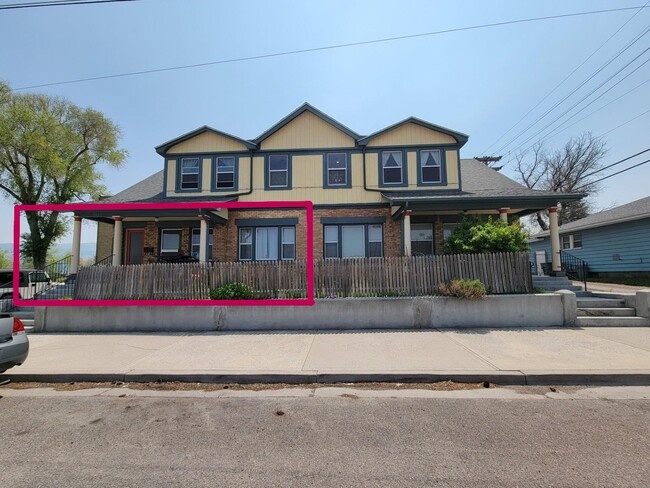 Photo - 315 W Halliday St Apartments Unit 3