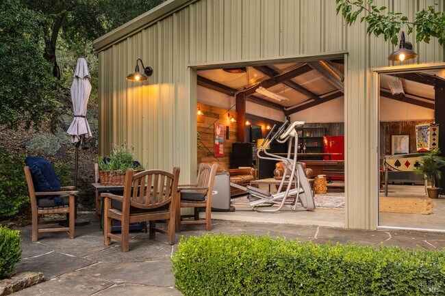 Photo - 1450 Diamond Mountain Rd