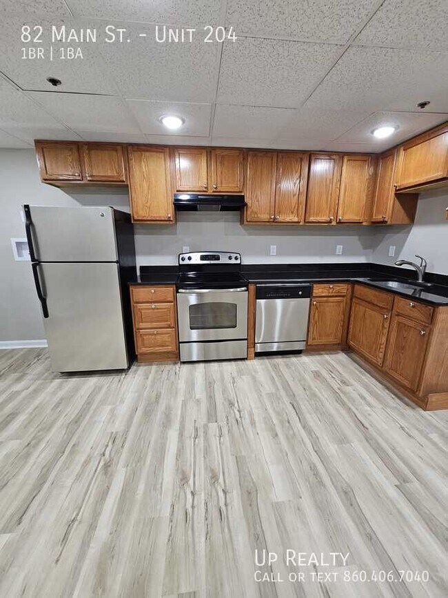 Photo - 82 S Main St Unidad 204