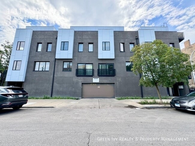 Building Photo - 1411 W 19th St