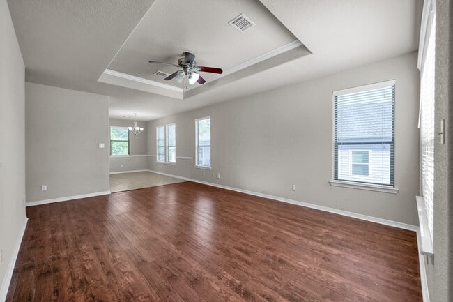 Photo - 130 April Cove