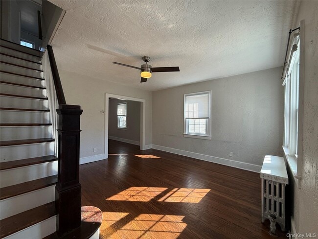 Photo - 48 Gordon Ave Unit South