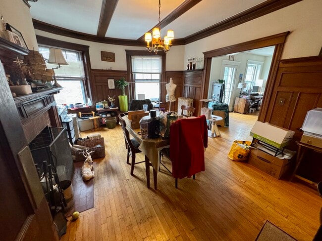 Photo - 106 Strathmore Rd Unit 3
