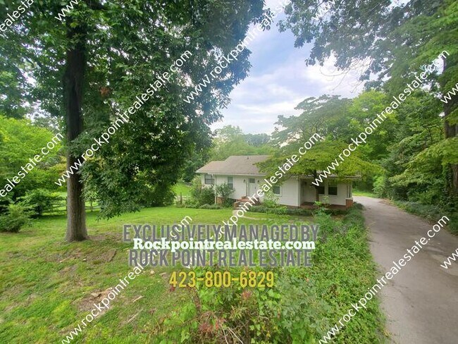 Charming Bungalow on Missionary Ridge! - Charming Bungalow on Missionary Ridge! House