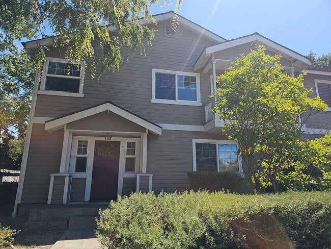 Building Photo - 405 Foothill Blvd