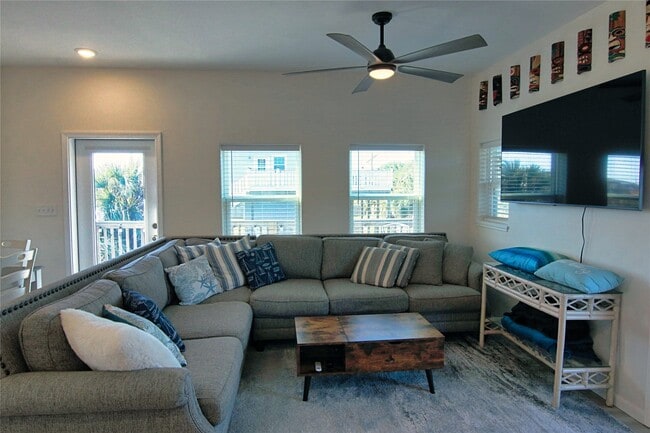 Photo - 14146 Miramar Dr