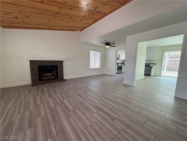 Photo - 4308 Apex Dr