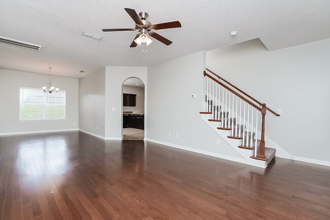 Photo - 1509 Rockglade Run