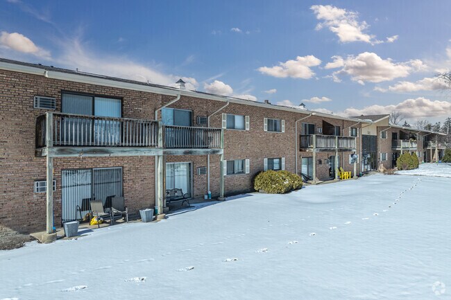 Primary Image - Brookdale at Darien