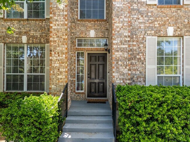 Photo - 1107 Hollybrook Cove