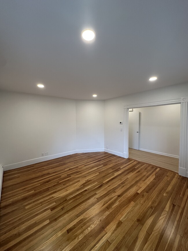 Photo - 88 Cleveland Ave Unidad Apartment available!