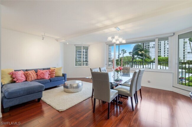 Photo - 4041 Gulf Shore Blvd N Unidad 204