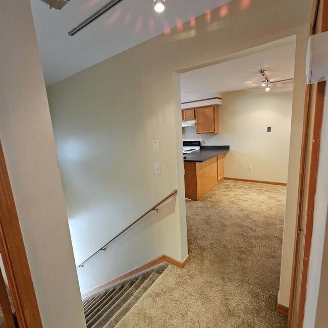 Photo - 2 Bedroom Upper Condo w/ Modern Lighting F...