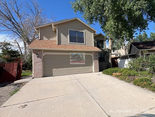 Building Photo - 750 Rundle Ct