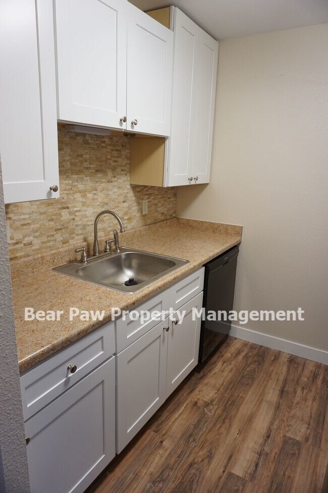 Photo - Great Condo in Golden, Convenient Location!! Unit #208