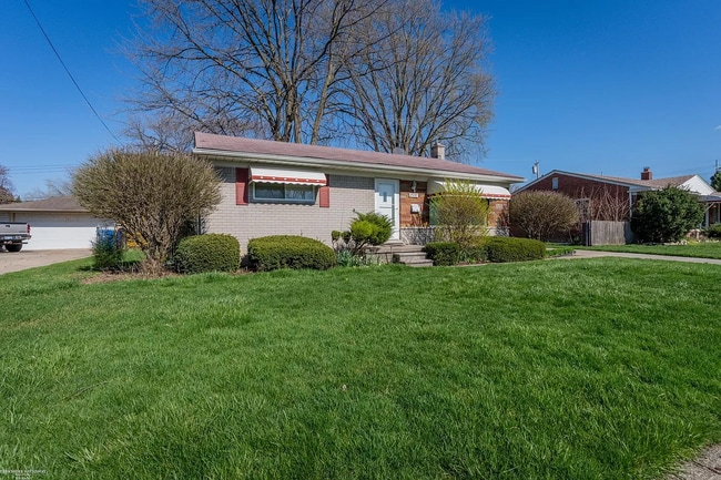 Photo - 25100 Marilyn Ave