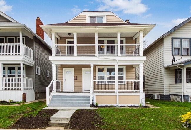 Building Photo - 770 Kelton Ave Rental