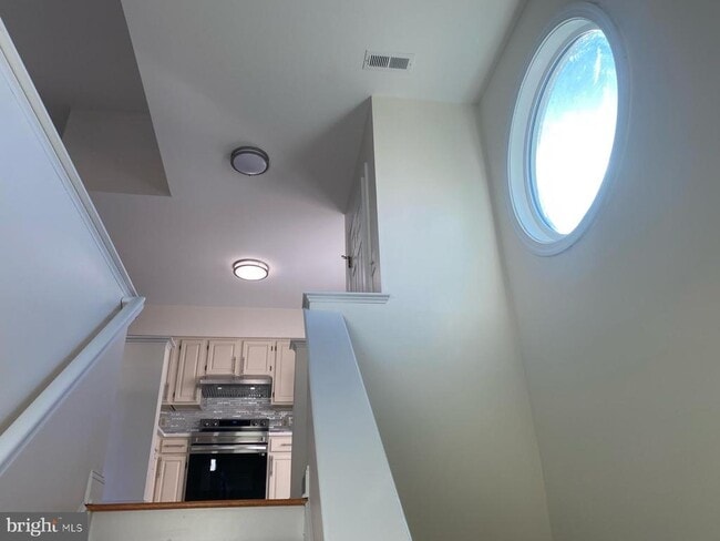 Photo - 9470 Scarlet Oak Dr