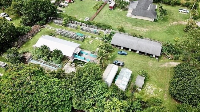 Building Photo - 35000 SW 212th Ave