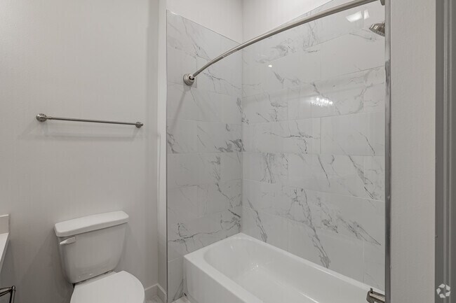 2BR, 2BA - 1,200 SF