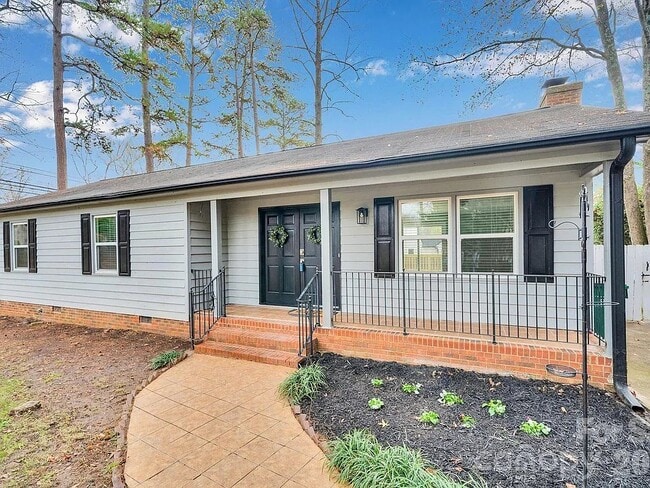 Building Photo - 1440 Jodhpur Ct