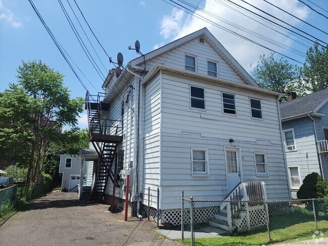 Building Photo - 88 Twiss St Rental