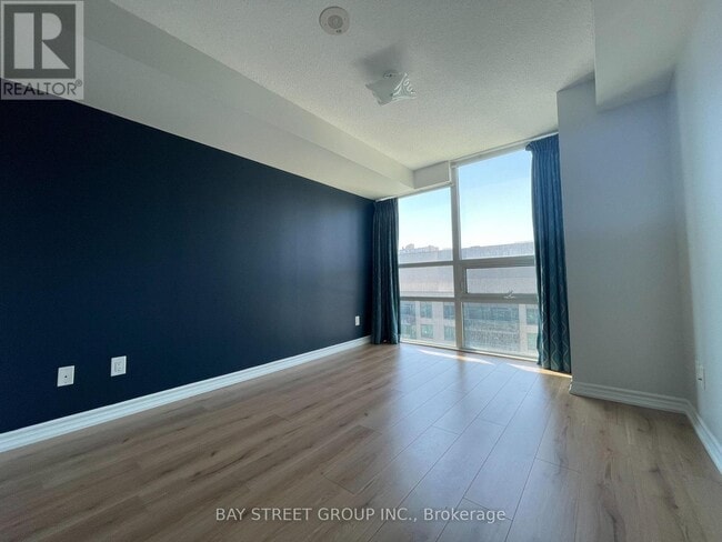 Photo - 19 Grand Trunk Crescent Unité 2115