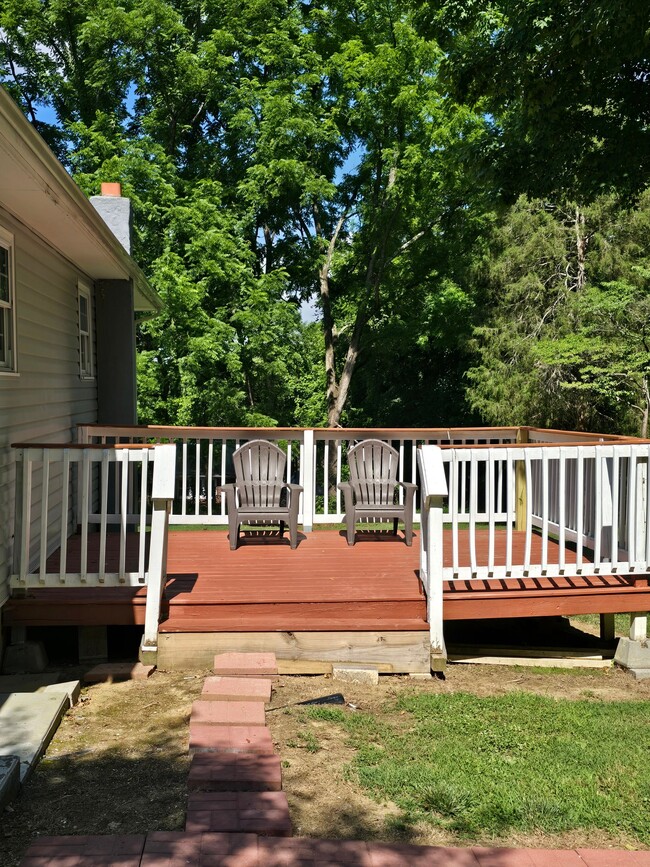 Photo - 304 Reservoir St